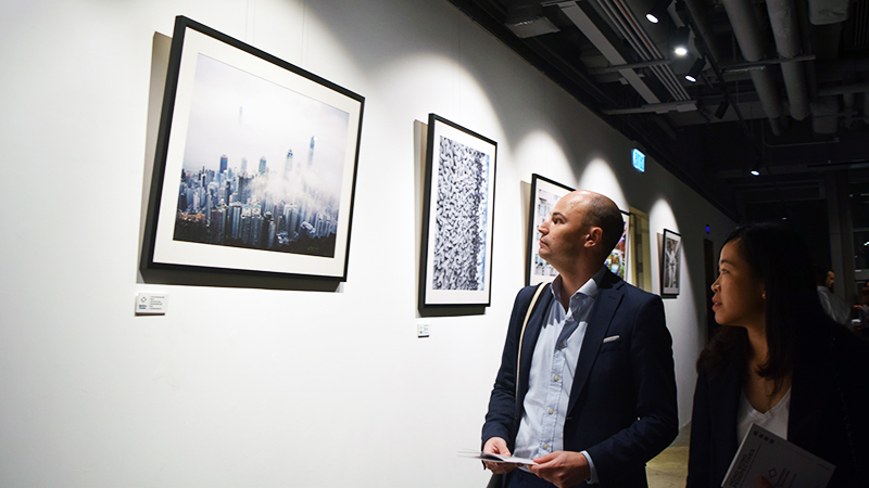 Hong Kong Perspectives exhibition — artist interaction